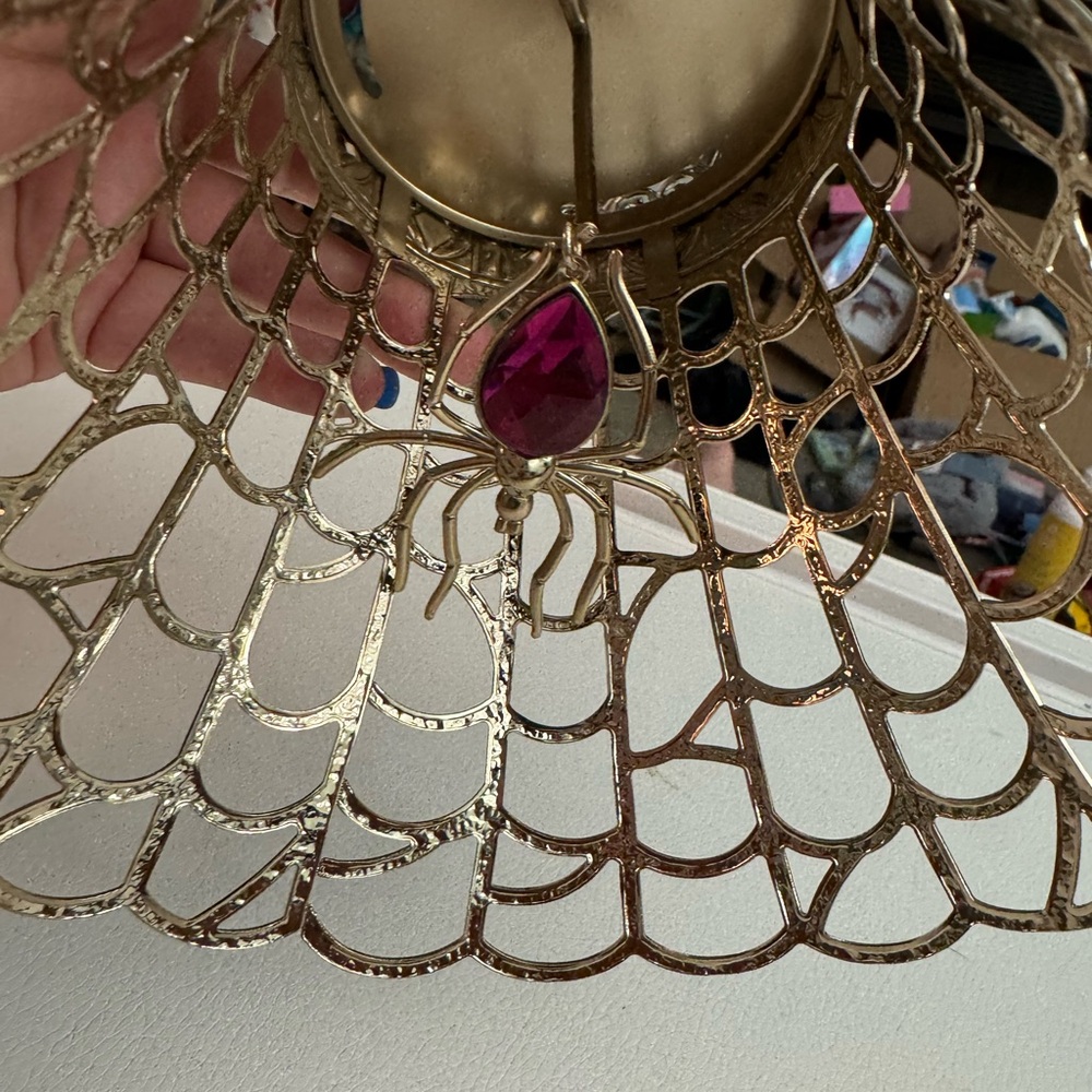 Bath & Bodyworks spiderweb 🕷️ candle holder - Picture 5 of 6